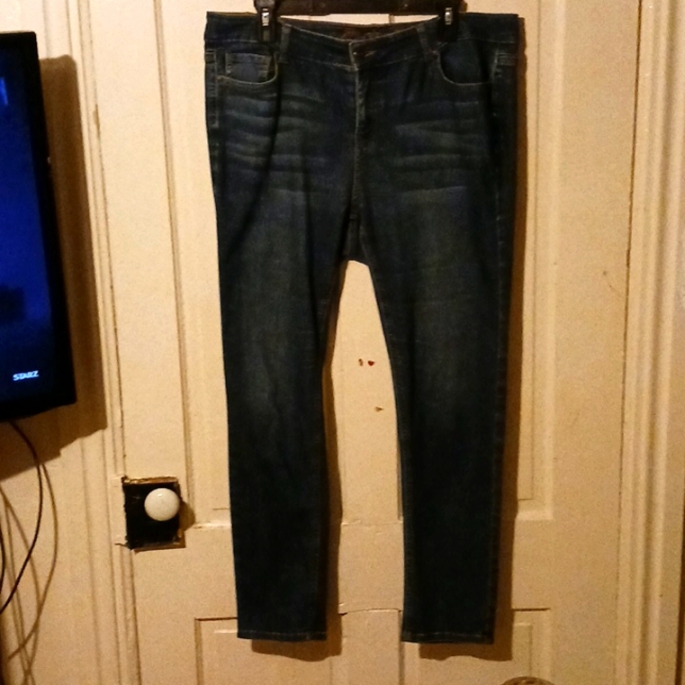 NWOT- WAX JEAN 16 Cute Dark Blue Faded Look Jeans